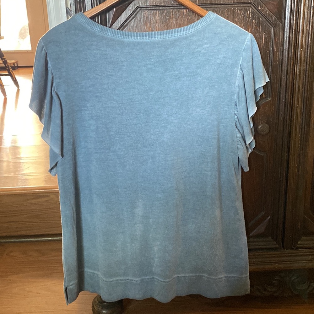 Dantelle Ruffle Sleeve Blouse - Picture 5 of 5